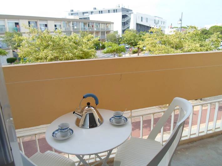 Estudio entero, Apartamento Cerca de Termas con Balcón y Aparcamiento en Balaruc-les-Bains in Balaruc-les-Bains, Costa mediterránea (Francia)
