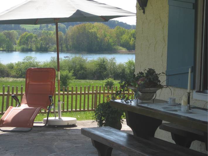 Ferienwohnung für 2 Personen, mit Seeblick und Garten, kinderfreundlich in Waging am See - 4