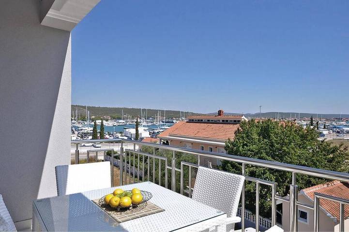 Apartament wakacyjny dla 4 osób - 1