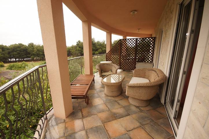 Ferienwohnung für 6 Personen, mit Terrasse, mit Haustier in Vodice - 2