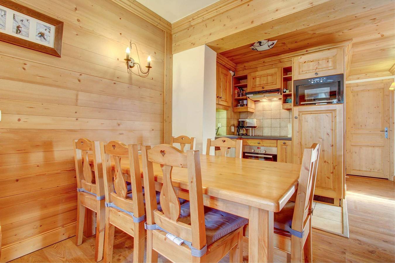 Ganze Ferienwohnung, Ferienwohnung für 6 Personen mit Balkon in Morzine, Les Portes du Soleil