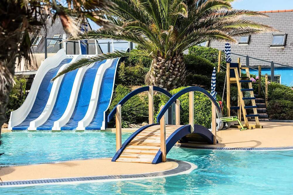 Camping pour 4 Personnes dans Iroise, Finistère