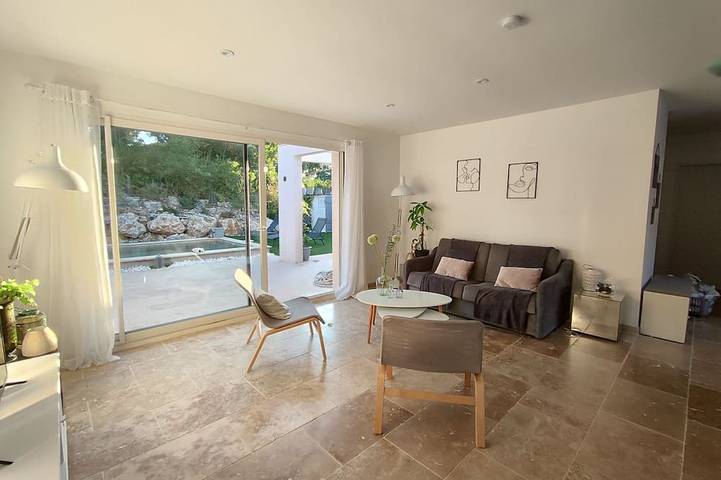 New villa with pool, air-conditioning and all comforts near Uzes in Uzès, Nimes und Umgebung