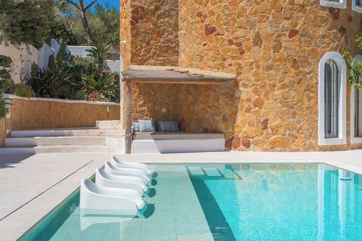 Villa voor 10 personen, met zwembad in Cala Tarida