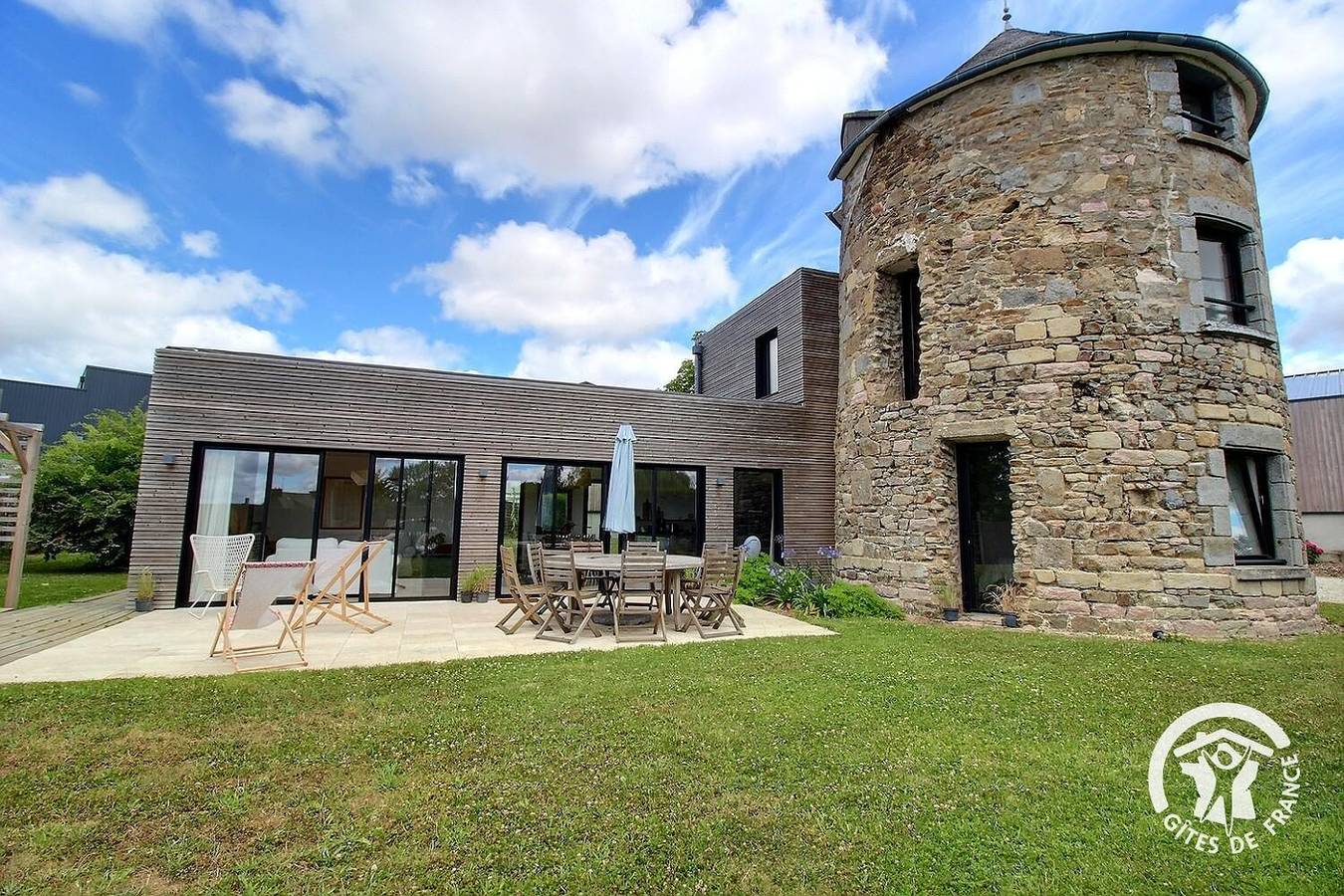 Le Moulin du Gwalarn in Hillion, Côte de Goëlo