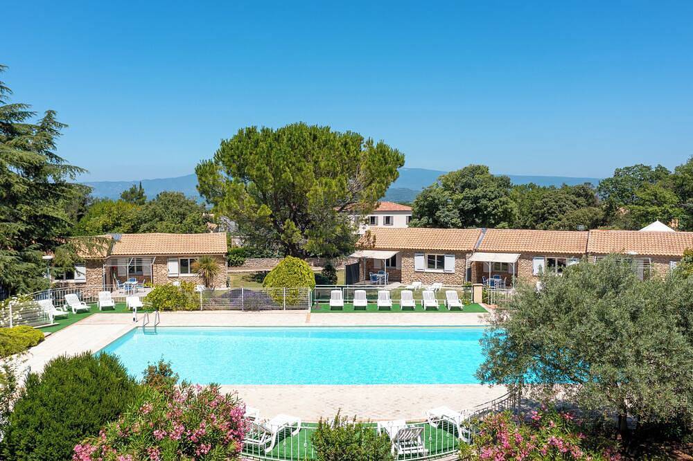Ganze Wohnung, Bright T3 cottage in secure domain in La Roque-sur-Pernes, Vaucluse