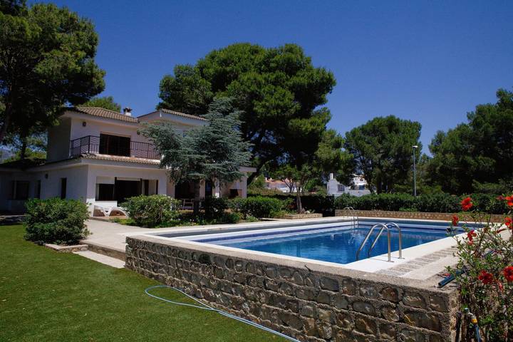 Casa rural para 10 personas, con Balcón y Terraza además de Jardín y Vistas en Vandellós y Hospitalet del Infante - 4