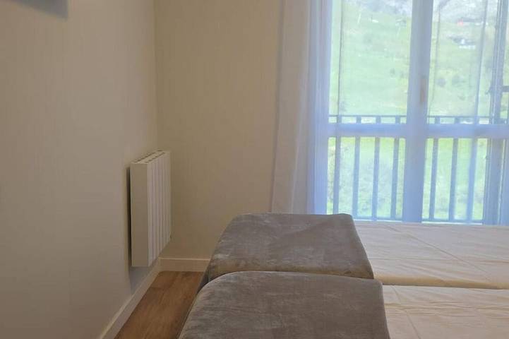 Ganze Wohnung, Renoviertes Bergstudio - 4 Pers. in Candanchú, Aisa