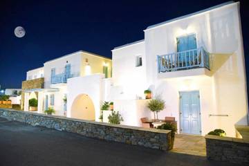 Hôtel pour 3 personnes, avec vue et jardin, animaux acceptés dans Kithnos Chora