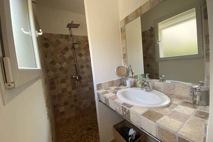 Location de vacances pour 8 personnes, avec jardin et balcon dans Plage De L Ovu Santu - 3