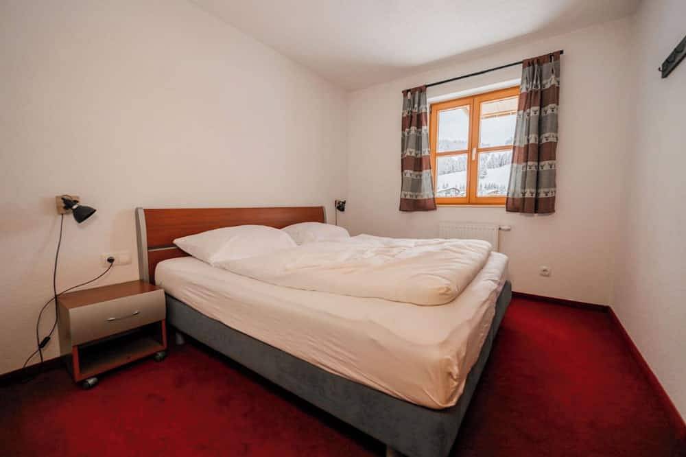 Ganze Wohnung, Chalet zur Rose 3-Zimmer-Wohnung „Alpen Lilie“ 2-8 Personen (95m2) in Berwang, Außerfern