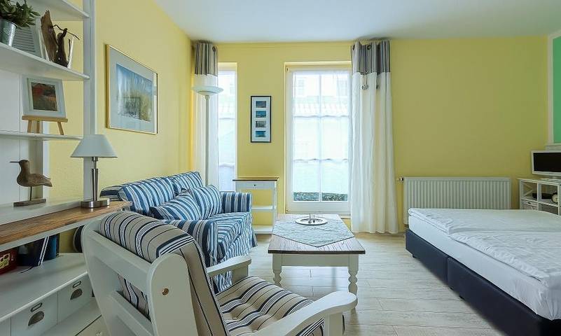 Ferienwohnung für 2 Personen, mit Terrasse in Ahrenshoop - 3