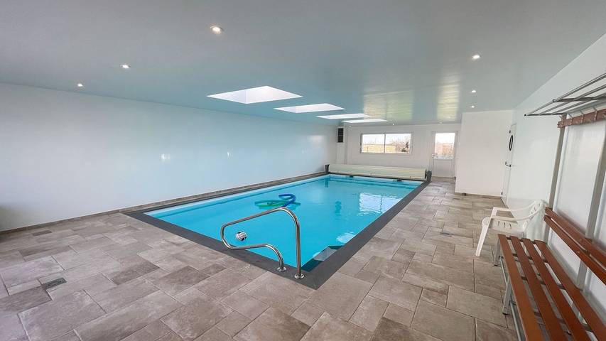 Location de vacances pour 16 personnes, avec piscine et jardin à Ploudalmézeau - 3