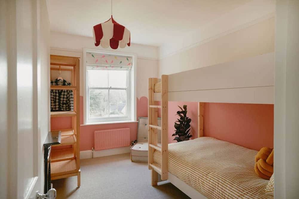 Trinity Farmhouse - Stunning House & Gardens in Cirencester, Gloucestershire
