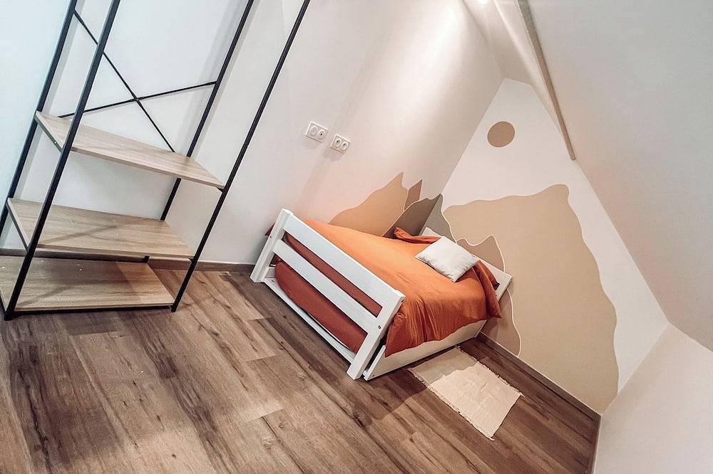 New Duplex Hyper Centre Avec Piscine in Bergerac, Périgord Pourpre