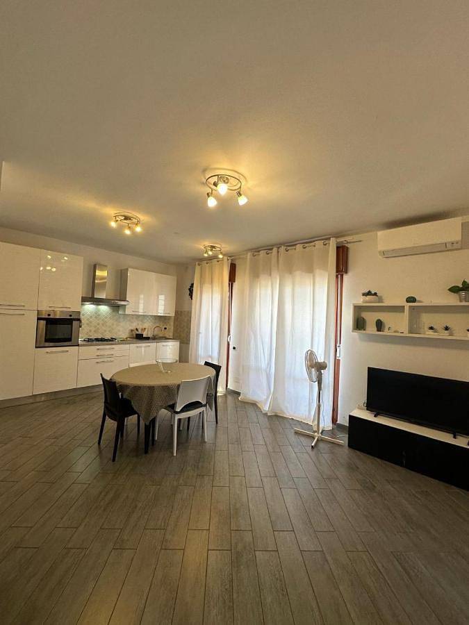Ganze Wohnung, Da Chicca mare in Nettuno, Rom Provinz