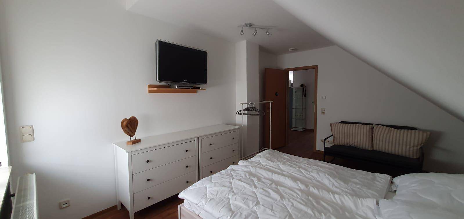 Ganze Ferienwohnung, Ferienwohnung in Mecklenburg, am Kritzower See, mit Ruderboot in Kritzow, Ludwigslust-Parchim