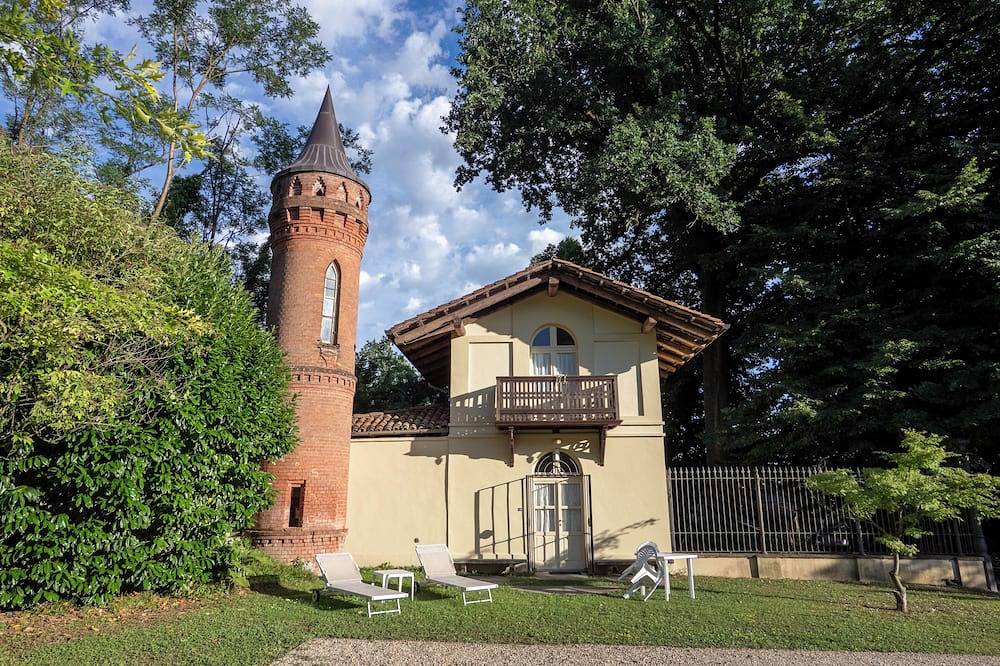 Villa Favorita - Caretaker's House in Bra, Cuneo Provinz