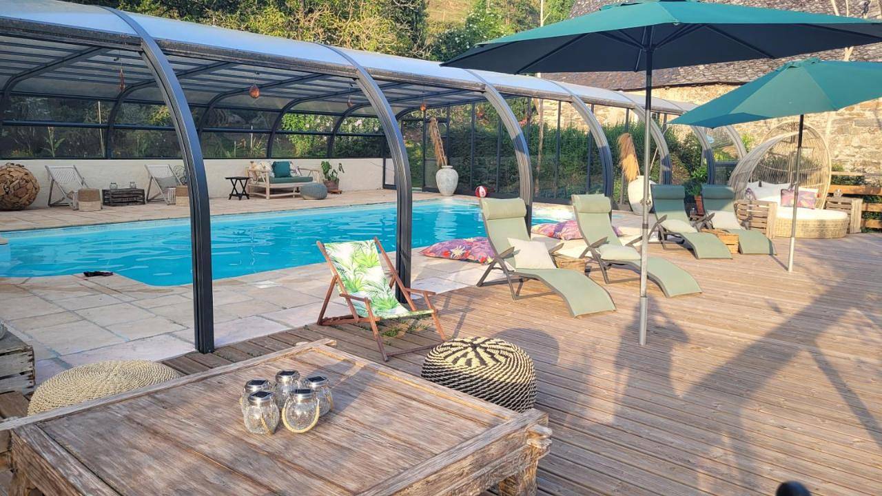 Le Manoir des Pélies, Maison d'hôtes de charme, Jacuzzi, Piscine, Rivière in Conques-en-Rouergue, Aveyron