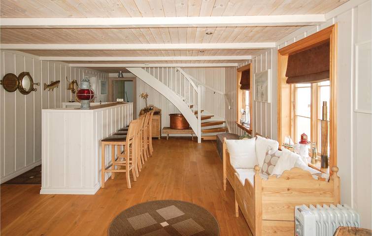 Ferienhaus für 8 Personen mit Garten in Kvinesdal