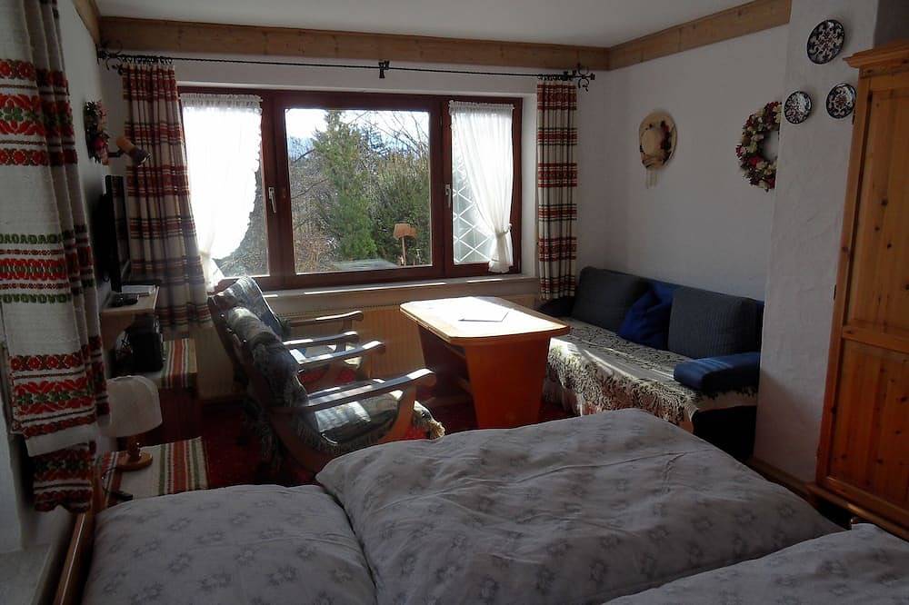 Ganze Wohnung, Wohnung mit Südterrasse, Gartenzimmer bis 5 Personen, Königscard in Prem, Bayerische Alpen