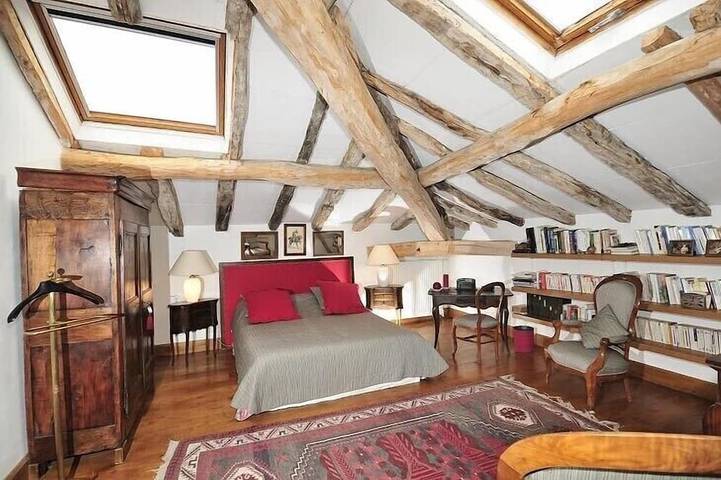Sonderangebot September Schönes Haus aus dem 18. Jahrhundert, Terrasse Pool, Garten in Saint-Antonin-Noble-Val, Quercy