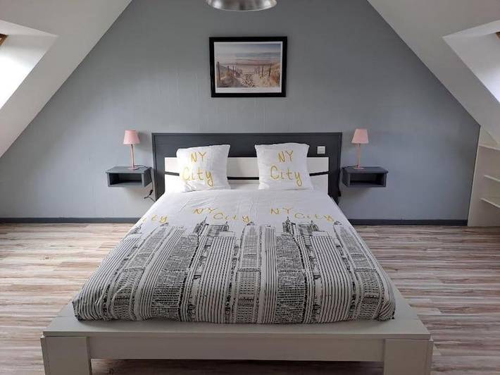 Gîte pour 6 personnes, avec jardin et vue sur le lac, adapté aux familles à La Ferté Macé