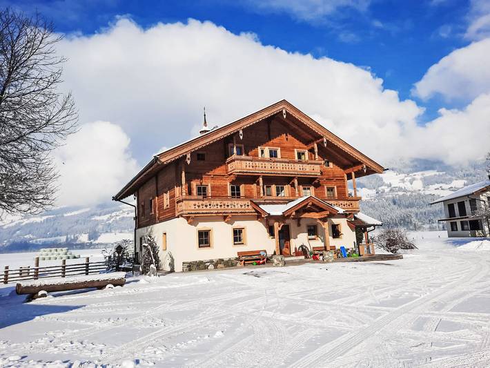 Ferienwohnung für 7 Personen, mit Ausblick und Balkon sowie Garten in Neukirchen am Großvenediger