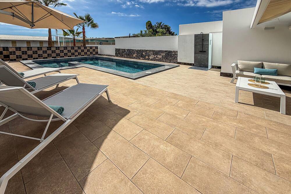 Casa vacanza a Adeje a partire da 473€ a notte
