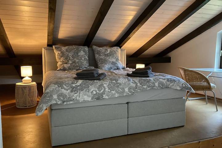 Ganze Wohnung, Großzügige Ferienwohnung am Starnberger See in Münsing, Starnberger See