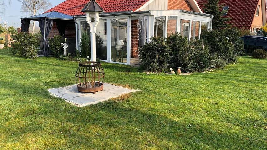 Ferienhaus für 5 Personen, mit Whirlpool und Sauna sowie Terrasse in Wiefelstede - 2