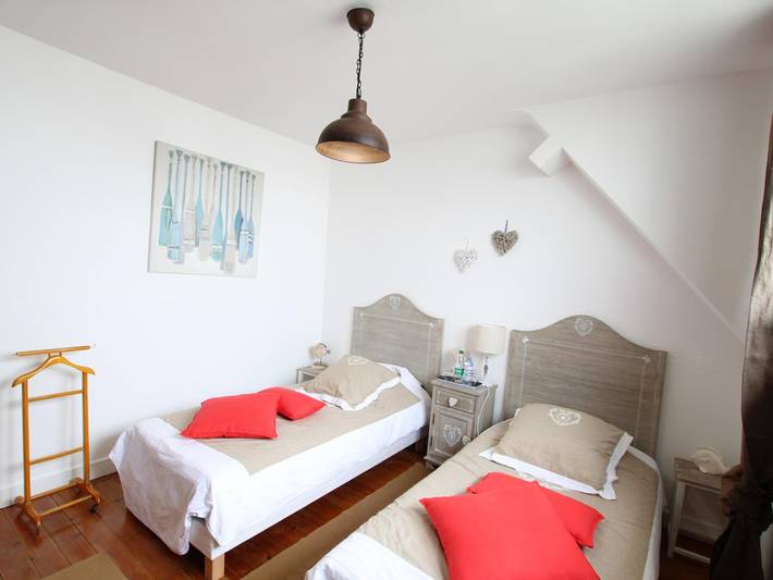 Gîte pour 6 personnes, avec jardin à Saint-Marcouf - 2