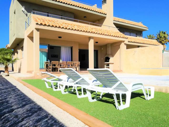 Villa pour 10 personnes, avec Balcon ainsi que Terrasse et Jardin à Calafat