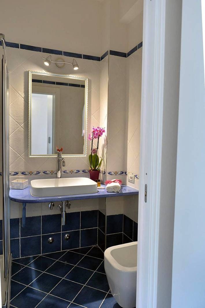 Location de vacances pour 2 personnes, avec vue et jardin à Maiori - 4