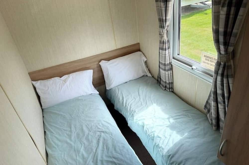Static caravan cedars 26 in Skegness, Lincolnshire