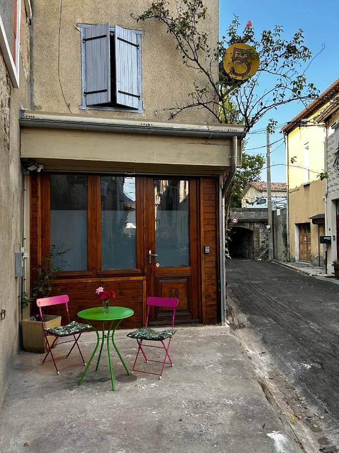Appartement entier, One-Bedroom Apartment in Quillan, Parc naturel régional Corbières-Fenouillèdes