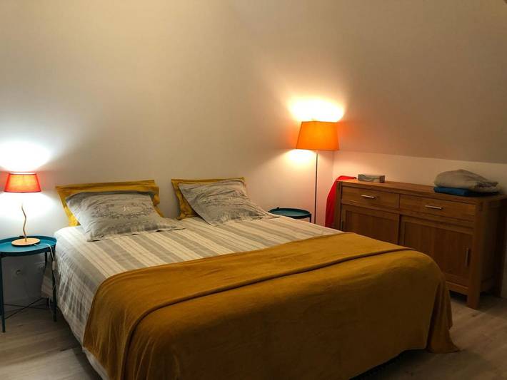 Maison d’hôte pour 2 personnes, avec jardin et terrasse, animaux acceptés dans Sainte-Suzanne-et-Chammes - 3