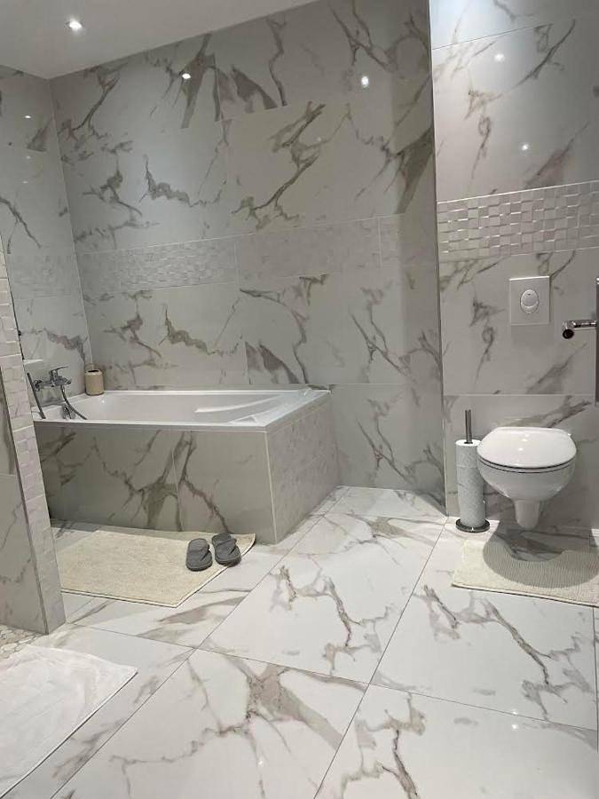 Gîte pour 4 personnes, avec vue ainsi que terrasse et jardin à Saint-Dizier - 2