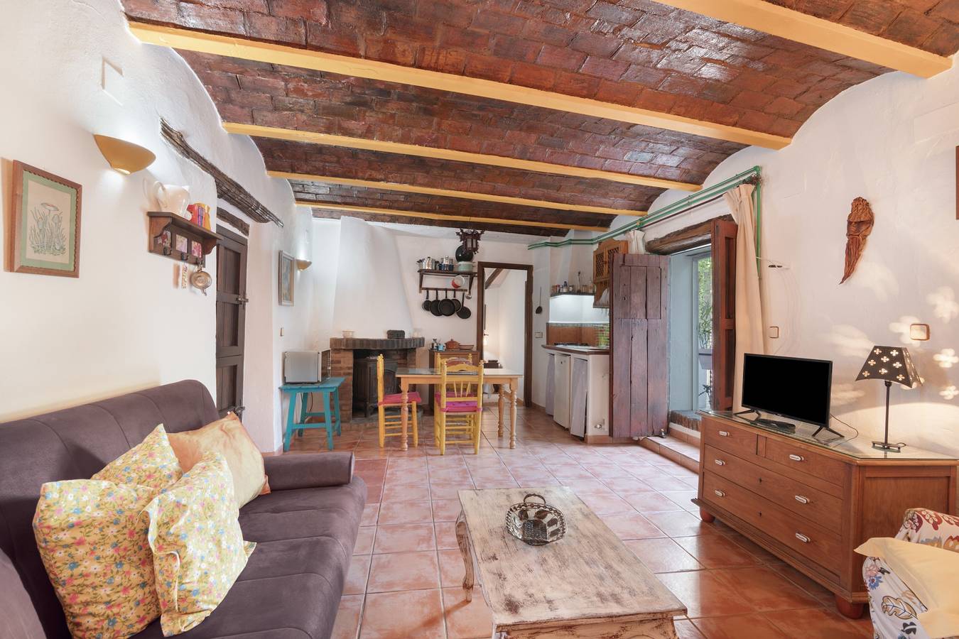 Casa rural 'La Rana Verde De Abajo' con vistas a la montaña in Los Romeros, Jabugo