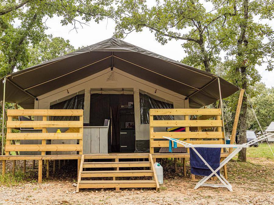 Naturist Camping Solaris - Canvas and wooden tent 5 persons - Safari tent Luxe in Lanterna, Tar-Vabriga