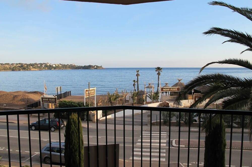 Ganze Wohnung, Sehr schöne Studio Kabine mit Blick auf das Meer in Agay, Saint-Raphaël