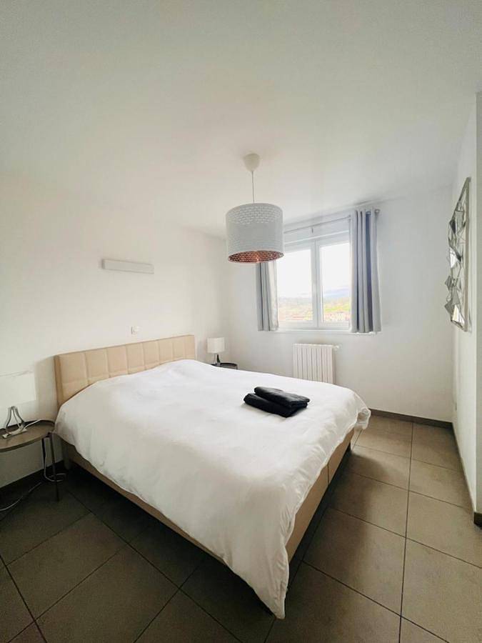 Villa pour 7 personnes, avec balcon et jacuzzi dans Luxembourg