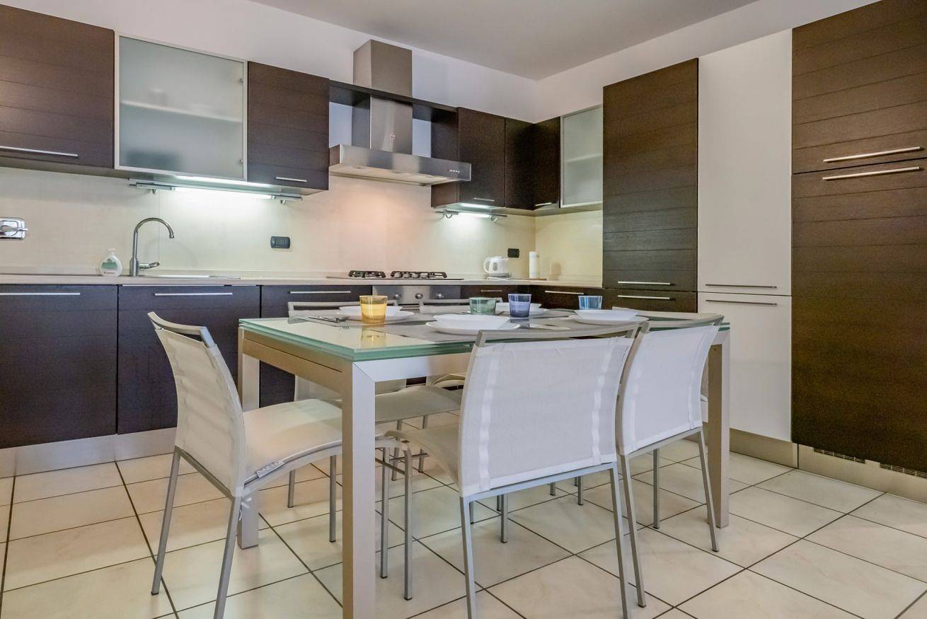 Ganze Wohnung, Piana di Solaro Modern Flatx4 & Swimming Pool in Lerici Gemeinde, Naturpark Montemarcello-Magra-Vara