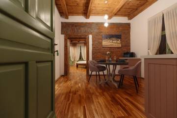 Cottage pour 2 personnes, avec jardin dans Baia Mare