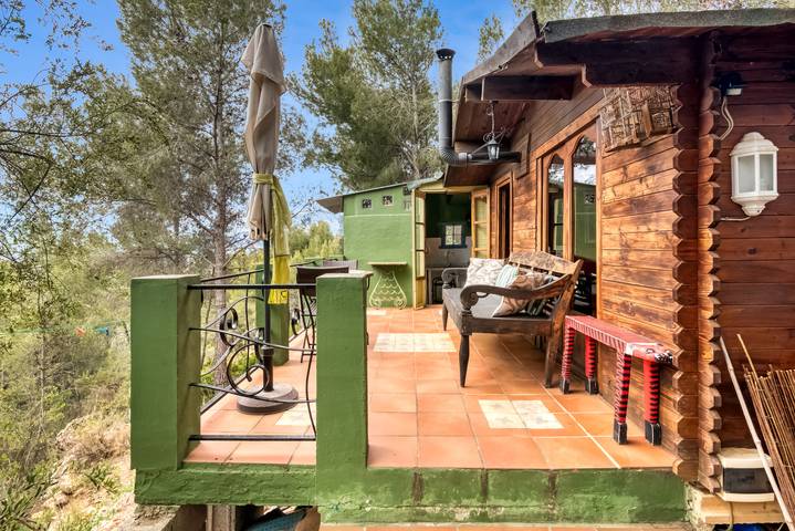 Blockhütte für 2 Personen, mit Balkon und Garten sowie Whirlpool in Spanien - 3