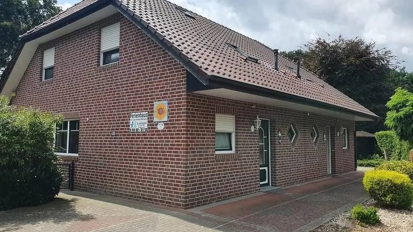 Ferienhaus für 8 Personen, mit Terrasse und Garten - 1