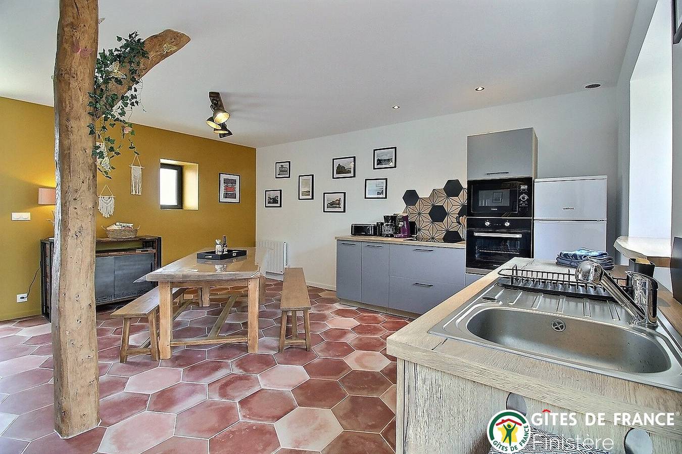 La petite roche plate. in Lanildut, Brest und Umgebung