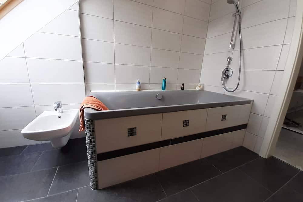 Ganze Wohnung, Living in the Top, Deutschland in Kollmar, Kreis Steinburg