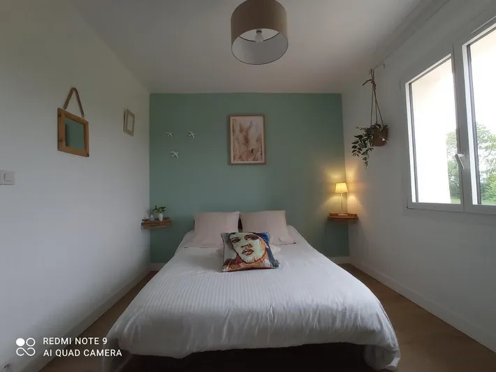 Alojamiento y desayuno para 2 personas, con terraza además de vistas y jardín - 1