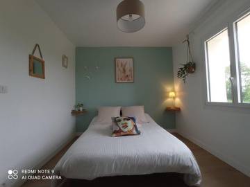 Chambre d’hôte pour 2 personnes, avec jardin ainsi que terrasse et vue à Saint-Just-Luzac